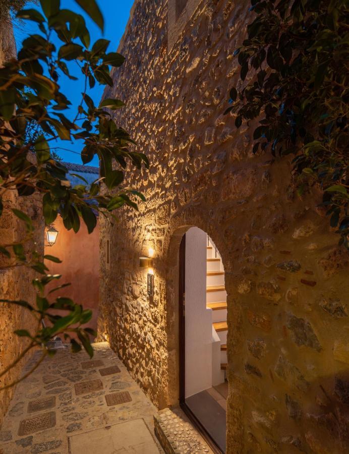 Kalnterimi Guesthouses Monemvasía Zewnętrze zdjęcie